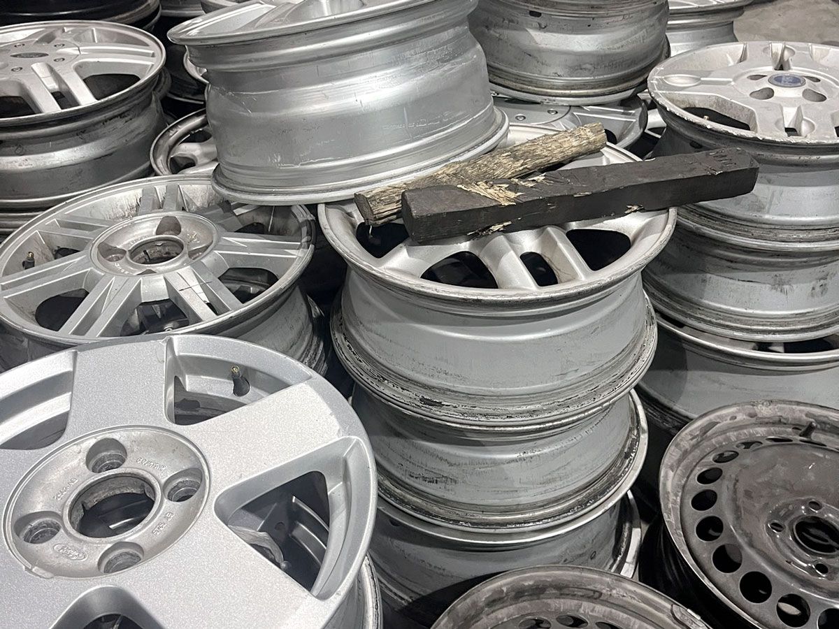 Sammlung der Altreifen